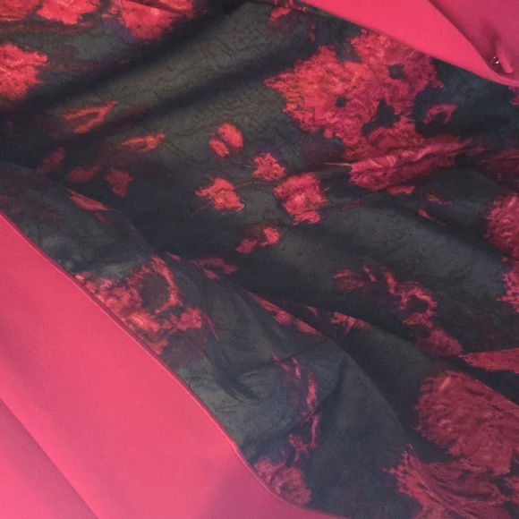 White House Black Market Vibrant Pink Blazer - Picture 4 of 8